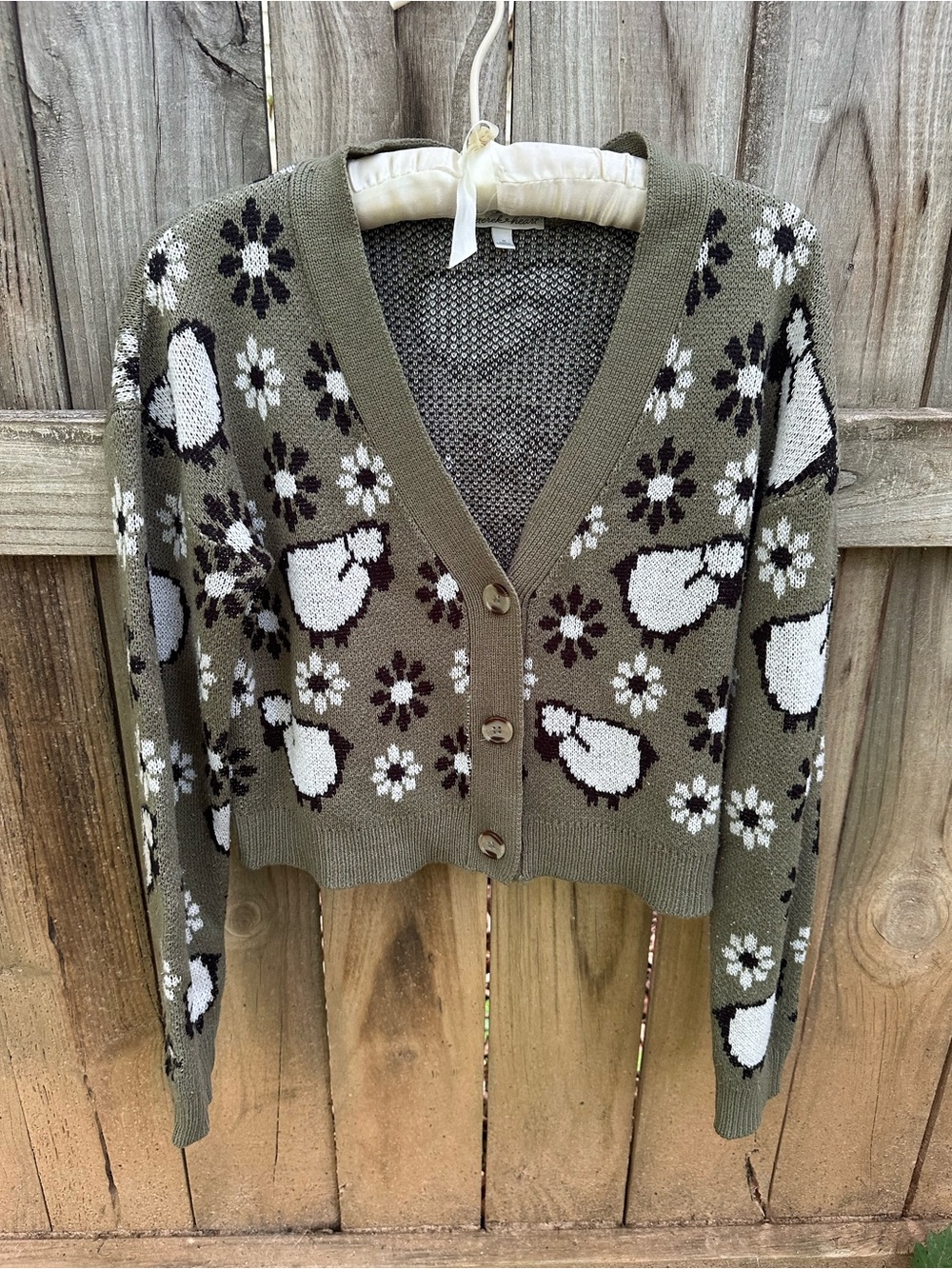 Derek Heart green sheep cardigan